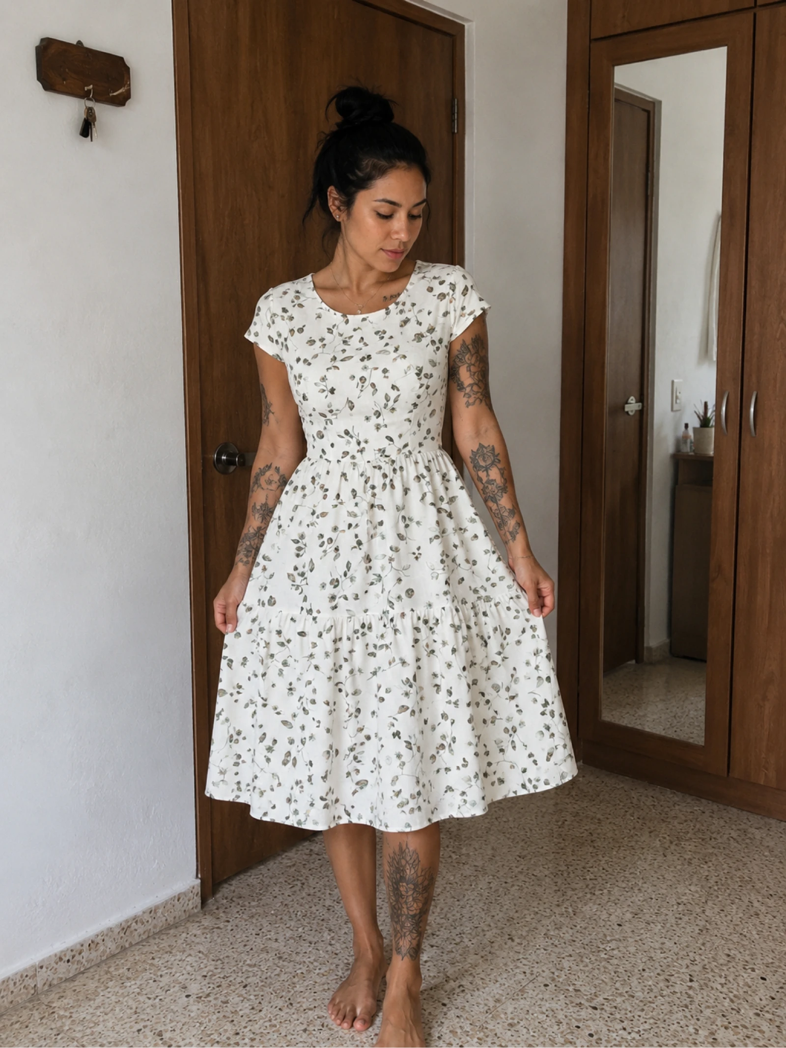 Robe blanche fleurie – taille M – neuve 